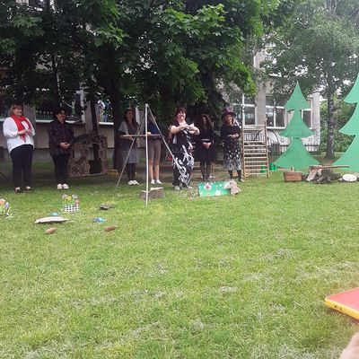 Zdjęcie 85 - Dzień Dziecka - Przedstawienie nauczyciele dzieciom "Jaś I Małgosia"