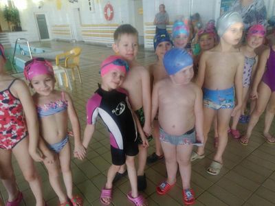 Zdjęcie 13 - PRZEDSZKOLNA KADRA PŁYWACKA... ZAJĘCIA NA AKWAWICIE