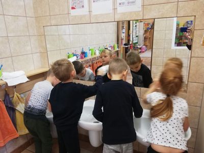 Zdjęcie 7 - Kąciki zabawowo-zadaniowe w pierwszym półroczu