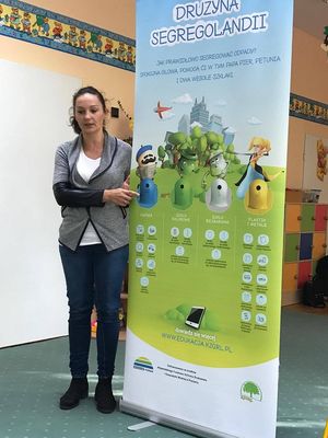 Zdjęcie 11 - "DRUŻYNA SEGREGOLANDII", CZYLI SPOTKANIE PRZEDSZKOLAKÓW Z PRZEDSTAWICIELEM KZGRL