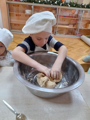 Zdjęcie 4 - Pieczenie i ozdabianie pierników