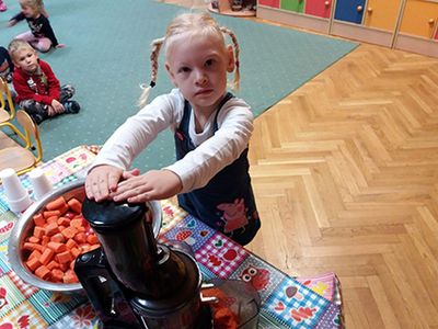 Zdjęcie 91 - Soki owocowo-warzywne pijemy, bo zdrowi być chcemy