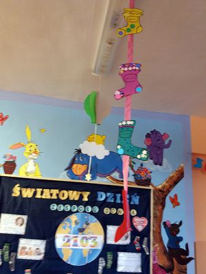 Zdjęcie 1 - Światowy Dzień Osób z Zespołem Downa - Dzień Kolorowej Skarpetki