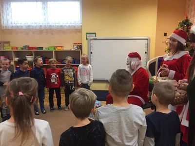 Zdjęcie 2 - WIZYTA MIKOŁAJA W PRZEDSZKOLU 2017
