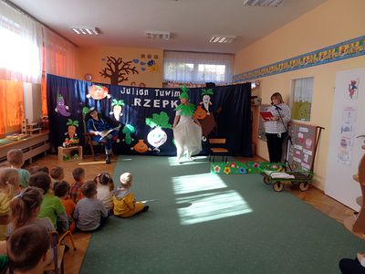 Zdjęcie 53 - Pierwszy Dzień Wiosny - Przedstawienie "Rzepka"