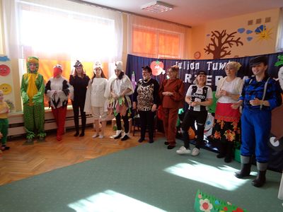 Zdjęcie 10 - Pierwszy Dzień Wiosny - Przedstawienie "Rzepka"