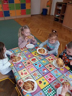 Zdjęcie 2 - Międzynarodowy Dzień Pizzy