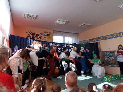 Zdjęcie 67 - Pierwszy Dzień Wiosny - Przedstawienie "Rzepka"