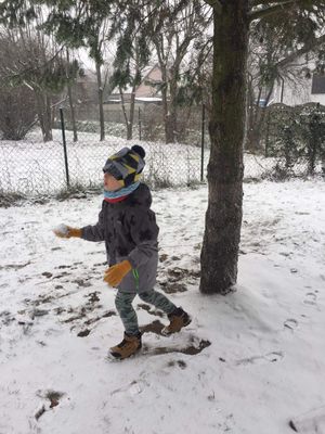 Zdjęcie 14 - Ozdabianie pierniczków i zabawy w śniegu
