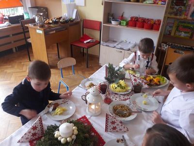 Zdjęcie 6 - WIGILIA U TYGRYSKÓW 2018R