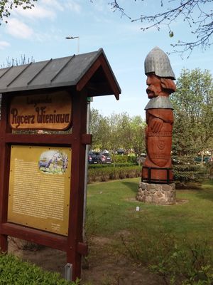 Zdjęcie 4 - Wyjście pod Pomnik Rycerza Wieniawy
