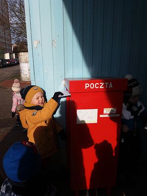 Zdjęcie 4 - Wysyłamy laurki dla dziadków - Dzień Babci i Dziadka
