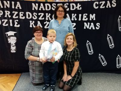 Zdjęcie 17 - Pasowanie na przedszkolaka