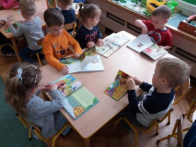 Zdjęcie 9 - Dzień Bibliotekarza i Bibliotek