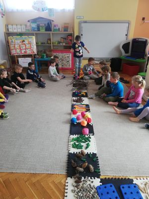 Zdjęcie 17 - 17.03.2021-21.04.2021 r. Ogólnopolski Projekt Edukacyjny Świętujemy! Freblujemy!