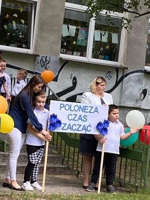 Zdjęcie 14 - POŻEGNANIE ABSOLWENTÓW