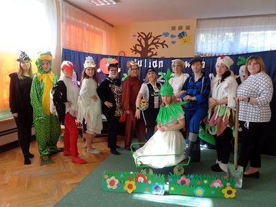 Zdjęcie 4 - Pierwszy Dzień Wiosny - Przedstawienie "Rzepka"