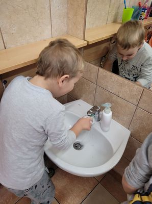 Zdjęcie 18 - Kąciki zabawowo-zadaniowe w pierwszym półroczu