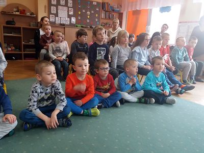 Zdjęcie 24 - Światowy Dzień Osób z Zespołem Downa - Dzień Kolorowej Skarpetki