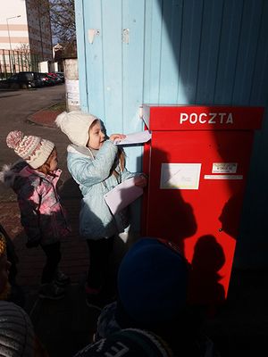 Zdjęcie 17 - Wysyłamy laurki dla dziadków - Dzień Babci i Dziadka