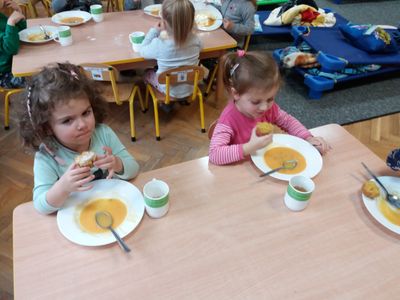 Zdjęcie 16 - Masterchef junior - marchewkowe babeczki