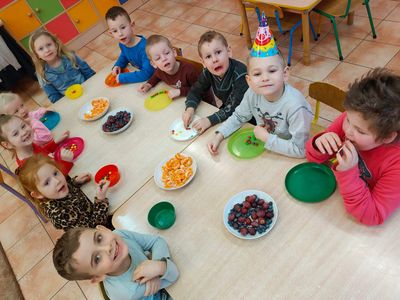 Zdjęcie 5 - Grupowe urodzinki