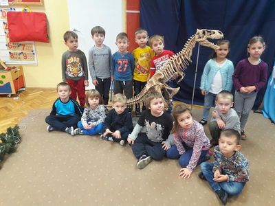 DINOZAUR U TYGRYSKÓW