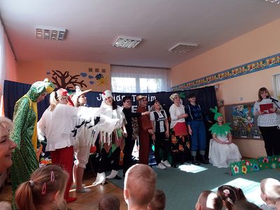 Zdjęcie 63 - Pierwszy Dzień Wiosny - Przedstawienie "Rzepka"