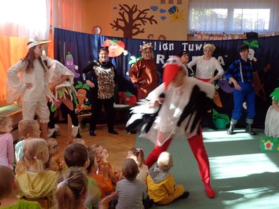 Zdjęcie 26 - Pierwszy Dzień Wiosny - Przedstawienie "Rzepka"