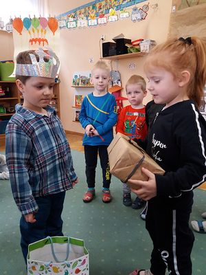 Zdjęcie 2 - Kwietniowe urodzinki