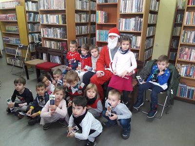 MIKOŁAJKOWE CZYTANIE W BIBLIOTECE 6.12