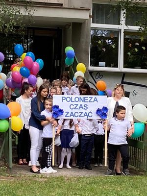 Zdjęcie 15 - POŻEGNANIE ABSOLWENTÓW
