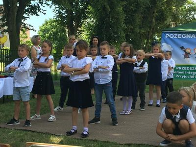 Zdjęcie 43 - POŻEGNANIE PRZEDSZKOLAKÓW 2019
