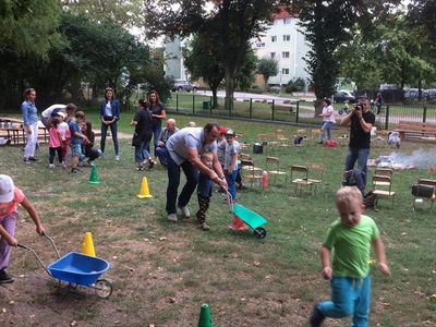 Zdjęcie 2 - PIKNIK PIECZONEGO ZIEMNIAKA "TYGRYSKI"