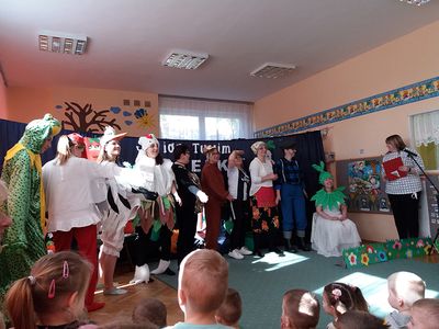 Zdjęcie 64 - Pierwszy Dzień Wiosny - Przedstawienie "Rzepka"