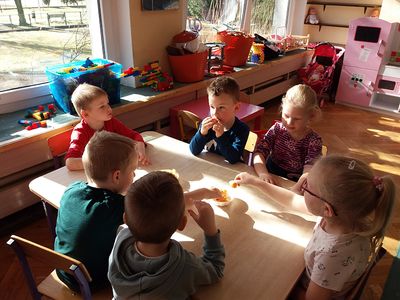 Zdjęcie 2 - Dzień Kobiet