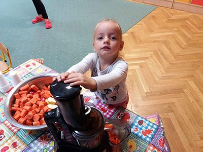 Zdjęcie 96 - Soki owocowo-warzywne pijemy, bo zdrowi być chcemy