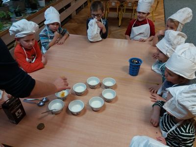 Zdjęcie 2 - Pieczenie i dekorowanie pierników
