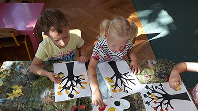 Zdjęcie 9 - Praca plastyczna "Jesienne drzewa"