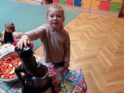 Zdjęcie 57 - Soki owocowo-warzywne pijemy, bo zdrowi być chcemy