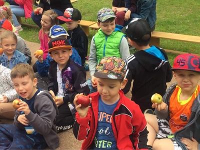 Zdjęcie 2 - Dzień Dziecka Króliczki